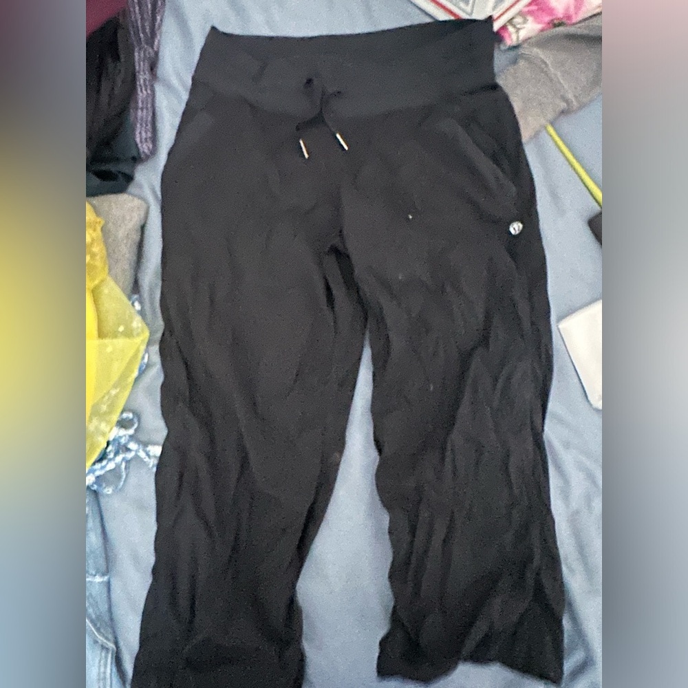 Lululemon Studio Crop - Sz 6